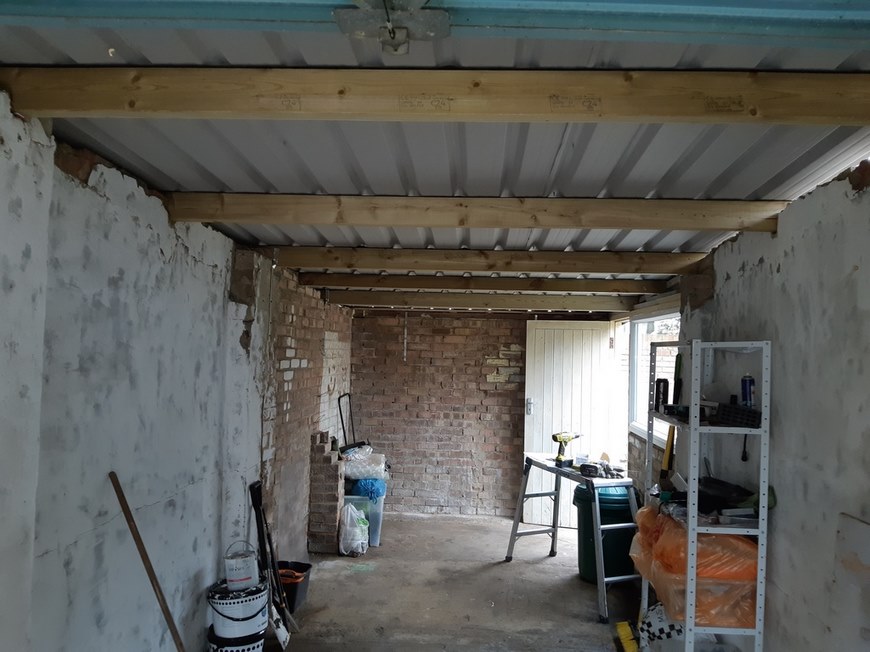 Steel garage severn drive (1).jpg