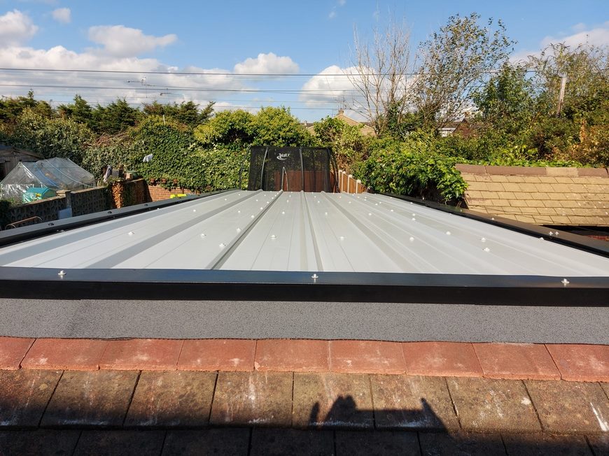 A composite insulate steel roof (5).jpg