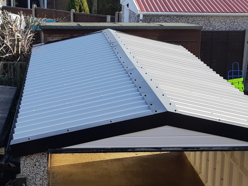 Garage Roof In Romford